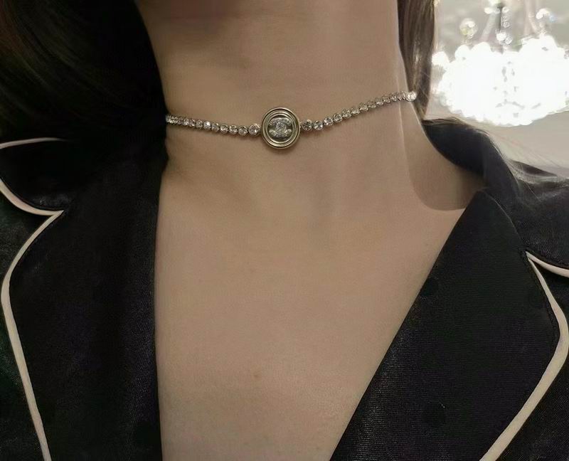 Chanel necklace 1lyx57 (3)